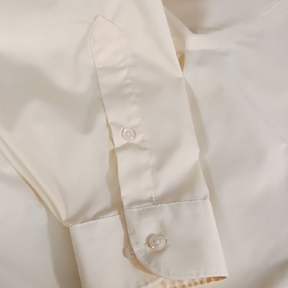 Soft Yelllow Button Up Fitted Dress Shirt Long Sleeve 1 Pocket - Picture 10 of 11